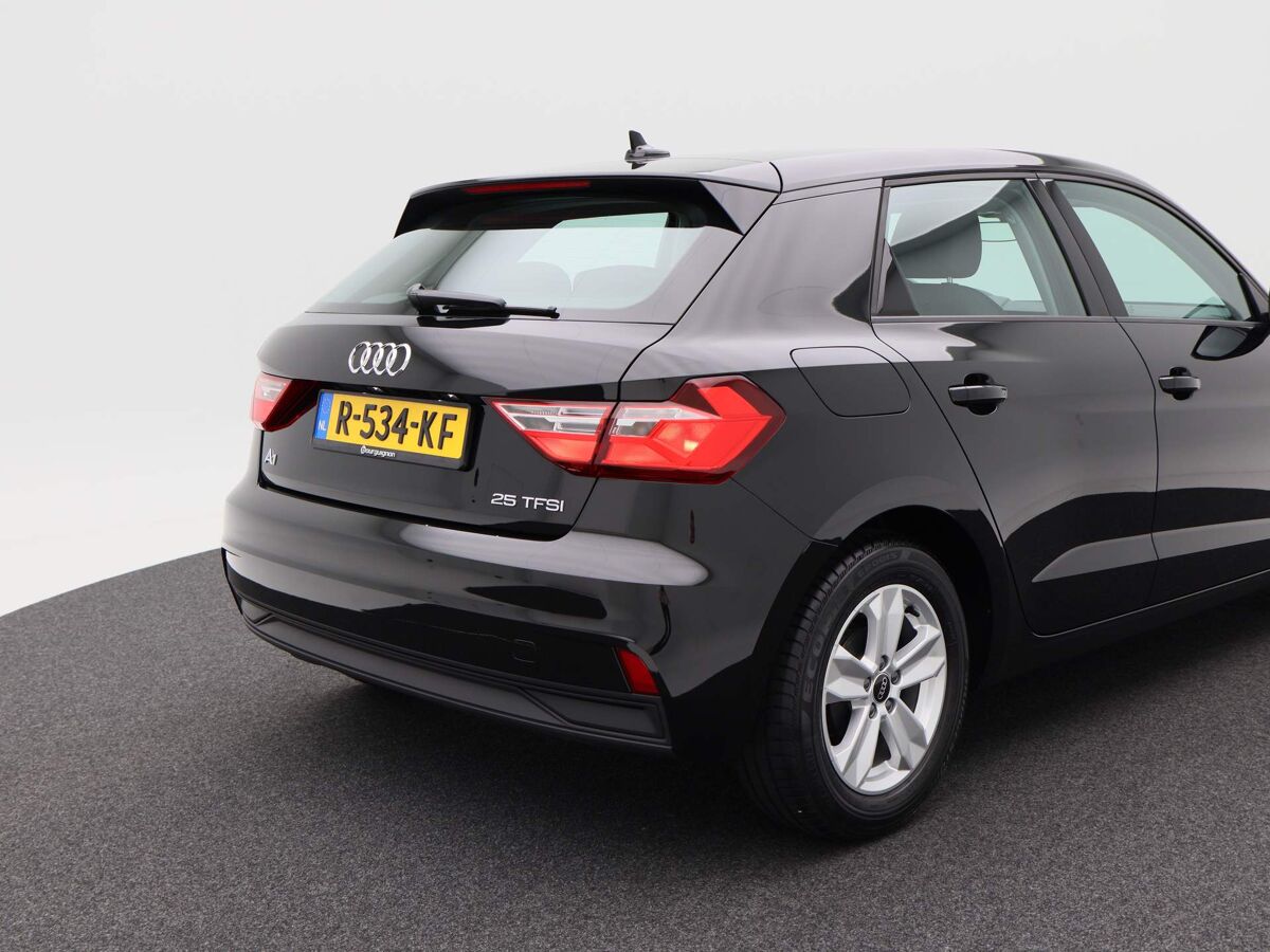 Audi A1 Sportback 25 TFSi Pro Line | Airco | Cruise Controle | Lane Assist | 15 Inch | 11.808 Km!!