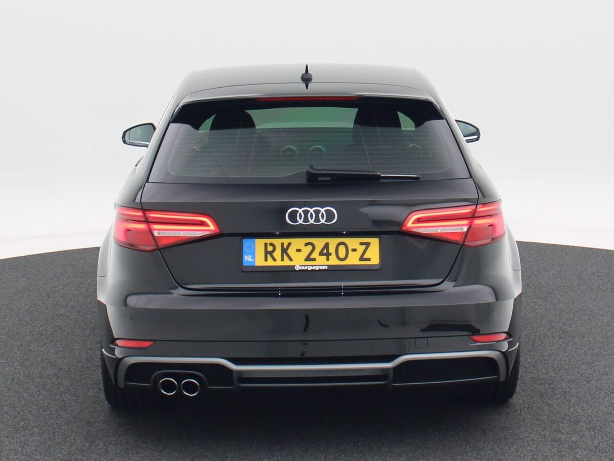 Audi A3 Sportback 1.5 TFSi 150 Pk Automaat S-Line | Navi | Full LED | Cruise Controle | 18 Inch | Privacy Glass