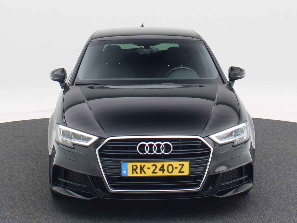 Audi A3 Sportback 1.5 TFSi 150 Pk Automaat S-Line | Navi | Full LED | Cruise Controle | 18 Inch | Privacy Glass