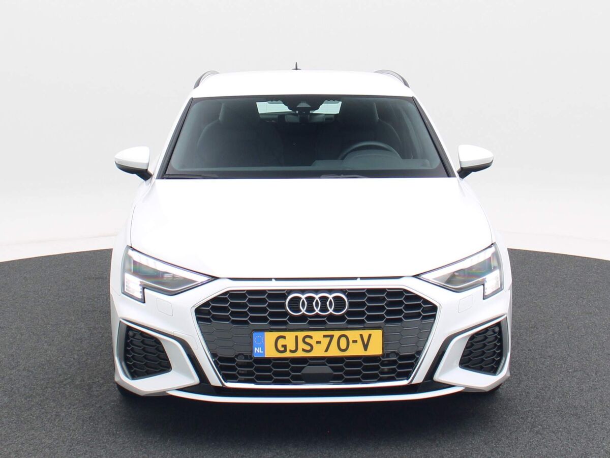 Audi A3 Sportback 40 TFSi e 204 Pk S-Line | Navi | Full LED | Alcantara | 17 Inch | Adapt. Cruise | Stoelverwarming | 15.317 Km!!