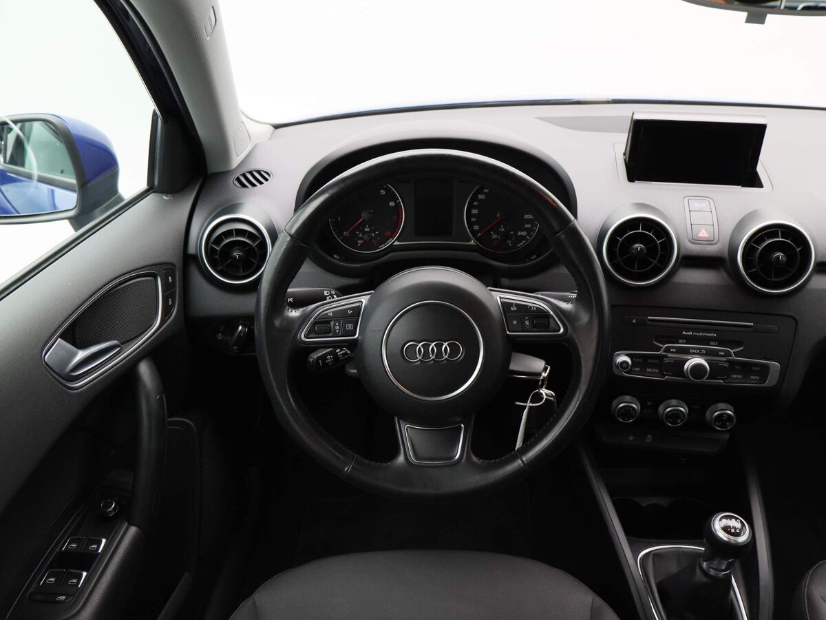 Audi A1 Sportback 1.0 TFSI S-Line | Airco | Cruise | Bluetooth | Navi | 17 Inch