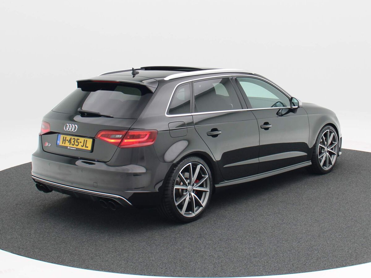 Audi S3 Sportback 2.0 TFSi 300 Pk S3 quattro S-Line | Navi | B&O | Panoramdak | 19 Inch | RS Stoelen | Leder | Full LED