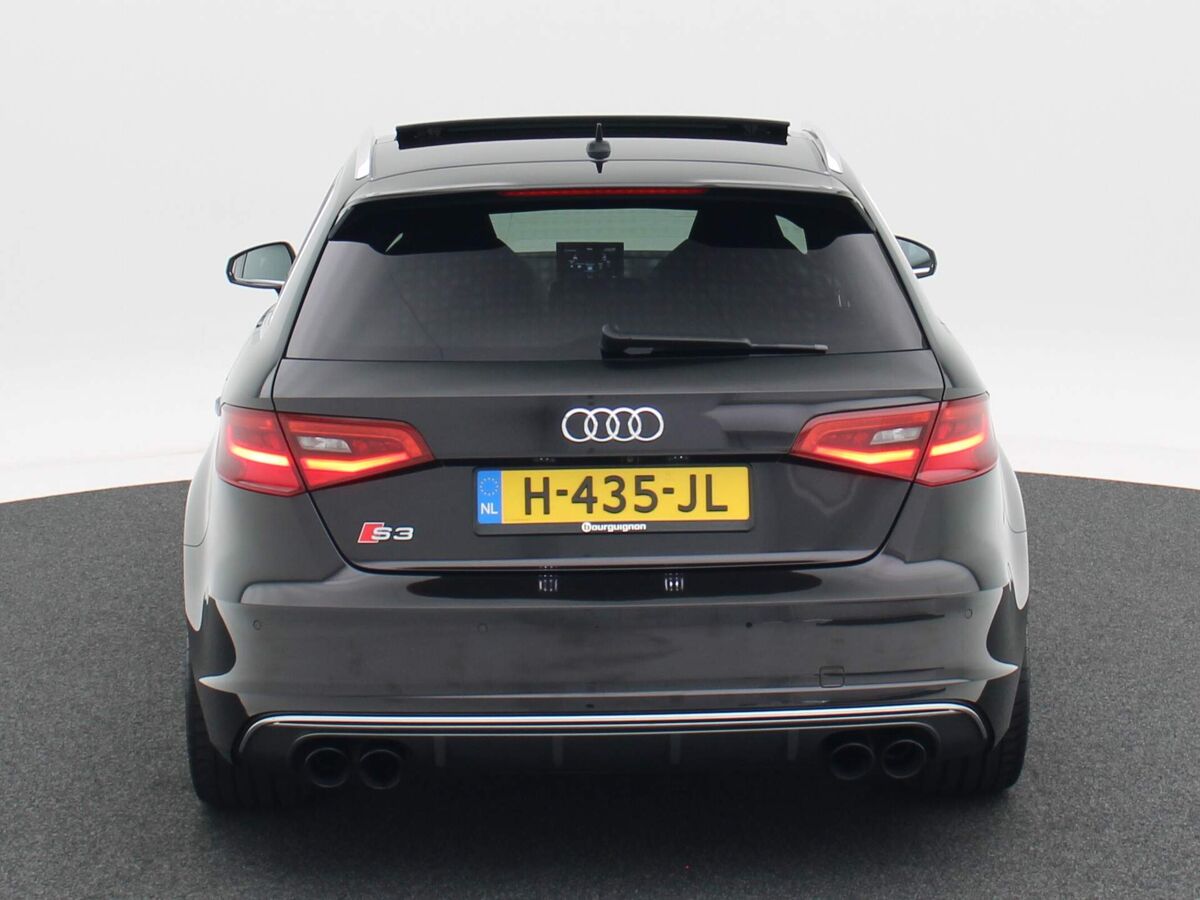 Audi S3 Sportback 2.0 TFSi 300 Pk S3 quattro S-Line | Navi | B&O | Panoramdak | 19 Inch | RS Stoelen | Leder | Full LED