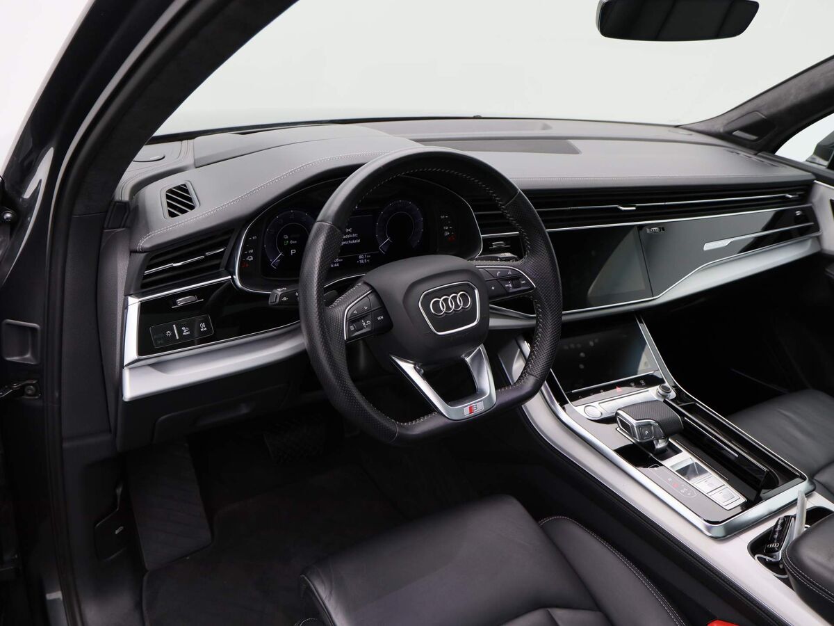 Audi Q7 55 TFSi e quattro S-Line | Trekhaak | Elek. Achterklep | Panorama | B&O | Trekhaak | Elek. Stoel