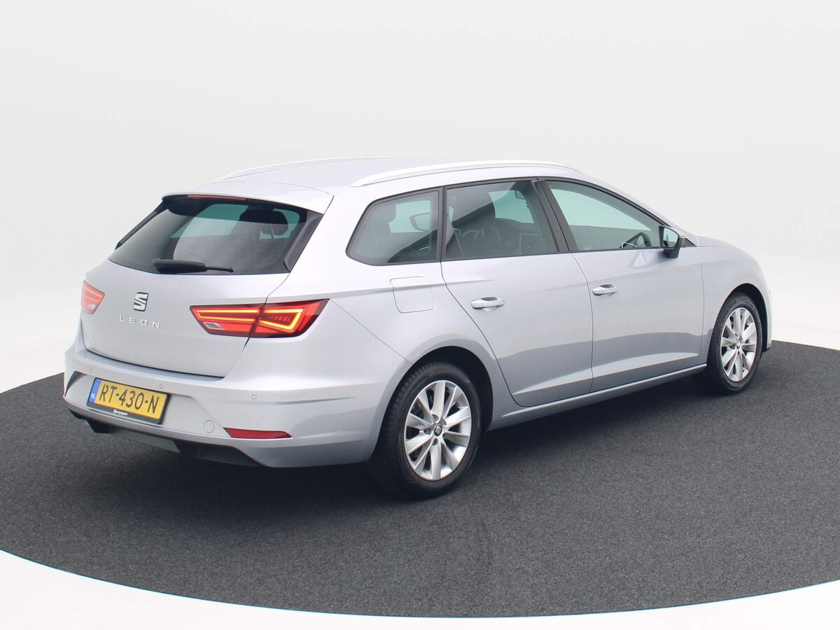 SEAT Leon ST 1.0 TSi 115 Pk Style Business Intense | Full LED | Navi | Privacy Glass | Elek. Stoel | 16 Inch | 68.962 Km!!