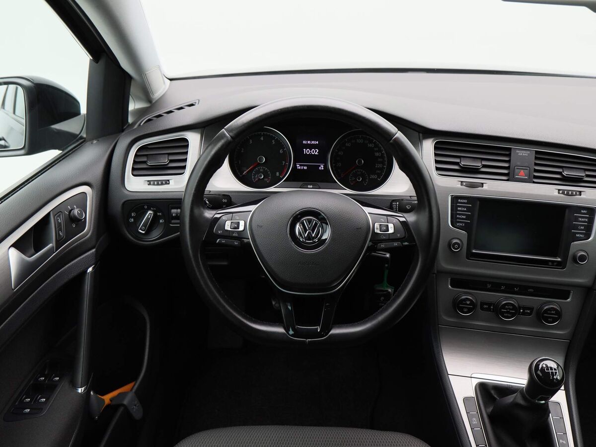 Volkswagen Golf 1.0 TSi 115 Pk Comfortline | Navi | Cruise Controle | 16 Inch | Privacy Glass | Parkeersensoren