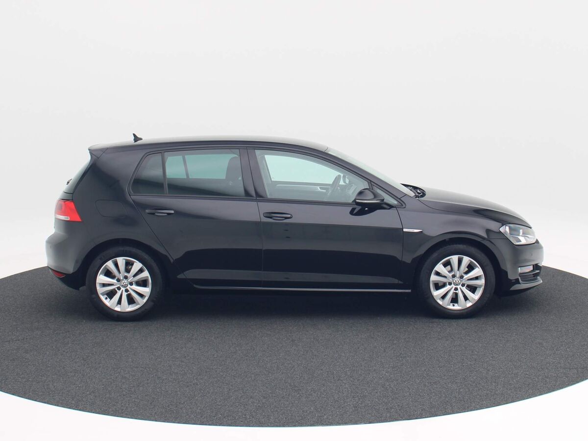 Volkswagen Golf 1.0 TSi 115 Pk Comfortline | Navi | Cruise Controle | 16 Inch | Privacy Glass | Parkeersensoren