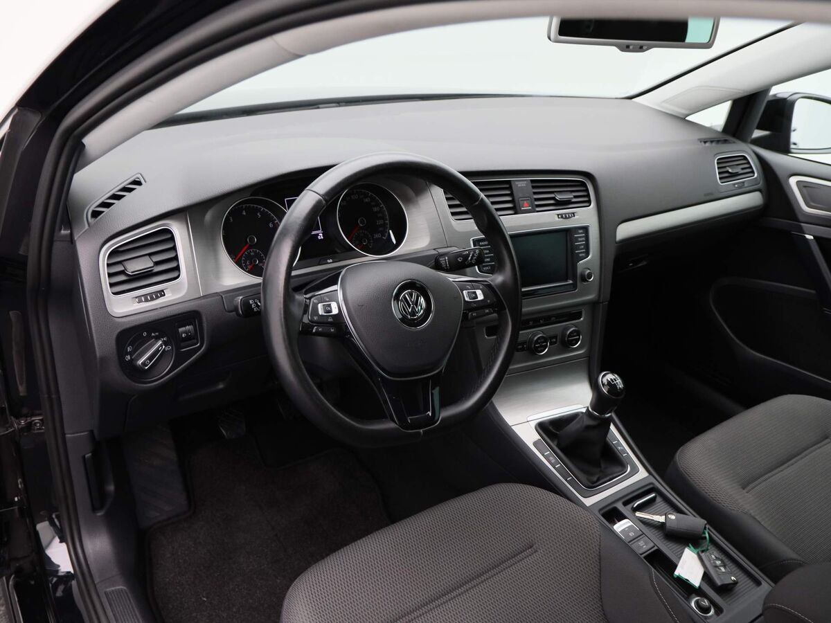 Volkswagen Golf 1.0 TSi 115 Pk Comfortline | Navi | Cruise Controle | 16 Inch | Privacy Glass | Parkeersensoren