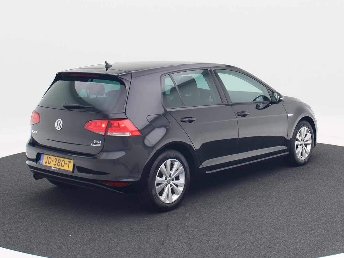 Volkswagen Golf 1.0 TSi 115 Pk Comfortline | Navi | Cruise Controle | 16 Inch | Privacy Glass | Parkeersensoren