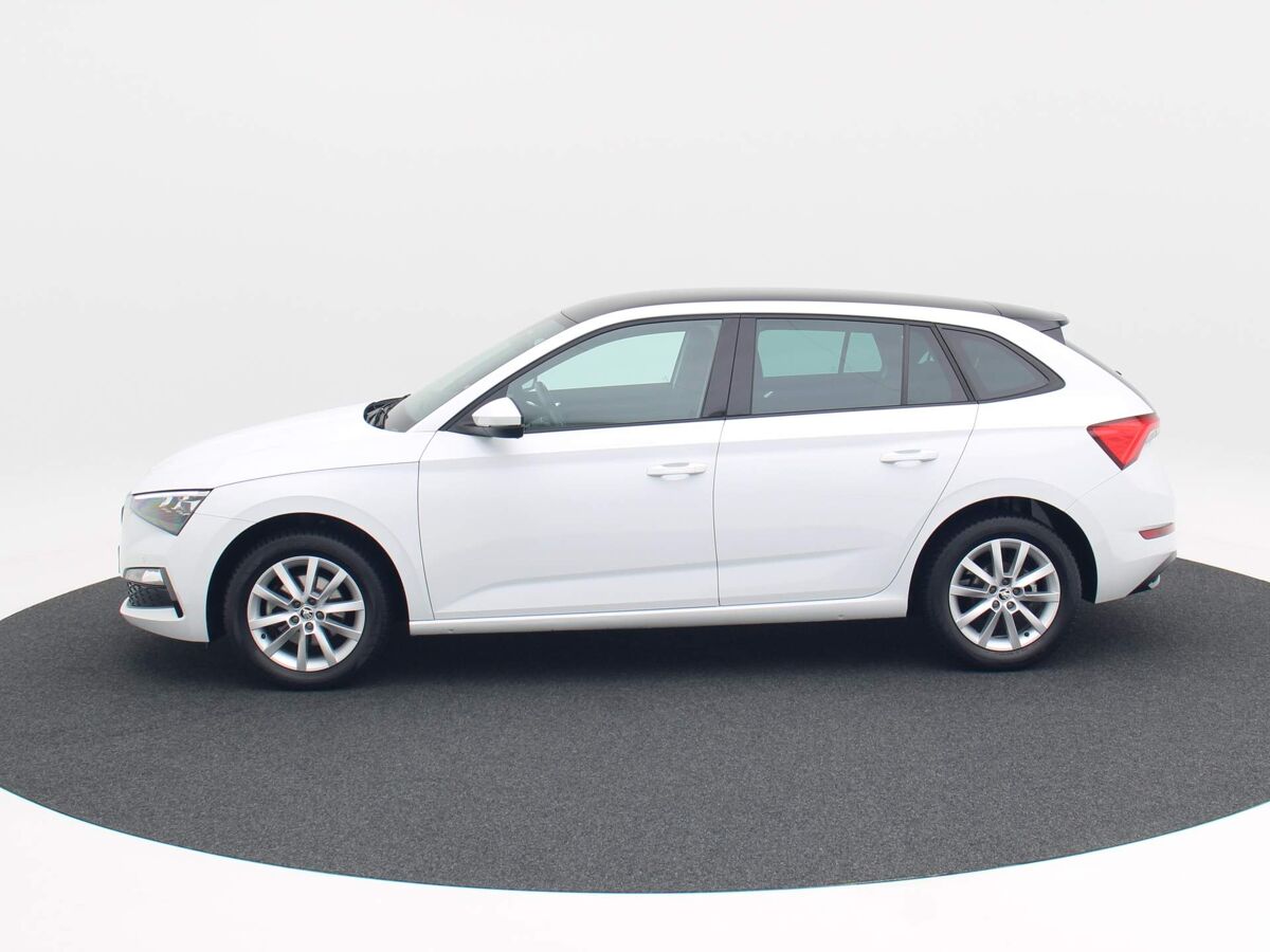 Škoda Scala 1.0 TSi 110 Pk Business Edition | Full LED | Panoramadak | Camera | App Connect | Privacy Glass | 63.967 Km!!