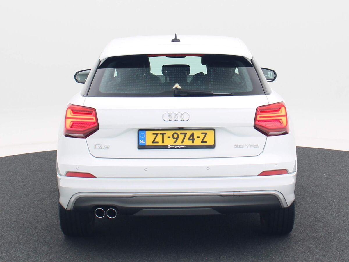 Audi Q2 35 TFSi 150 Pk S-Line Automaat | Navi | Full LED | Trekhaak | Sportstoelen | Camera | 18 Inch | 54.230 Km!!