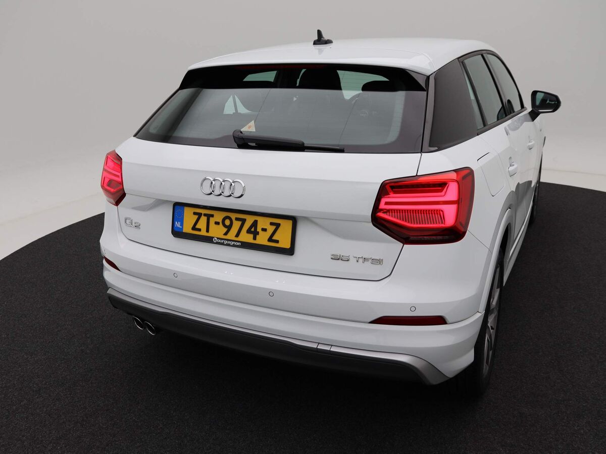 Audi Q2 35 TFSi 150 Pk S-Line Automaat | Navi | Full LED | Trekhaak | Sportstoelen | Camera | 18 Inch | 54.230 Km!!