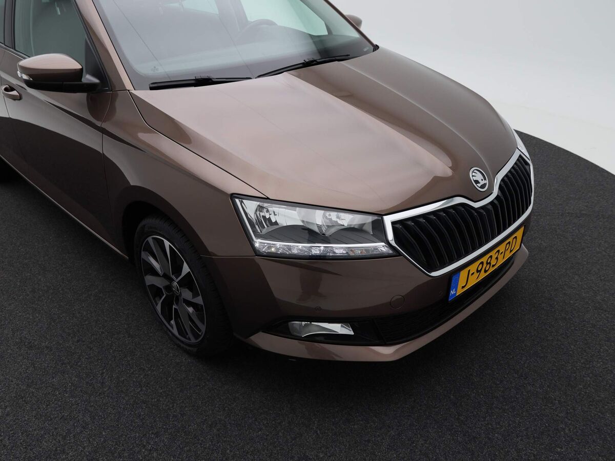 Škoda Fabia Combi 1.0 TSi Business Edition | ECC | Camera | Cruise | 16 Inch | AppConnect | 40.464 Km!!