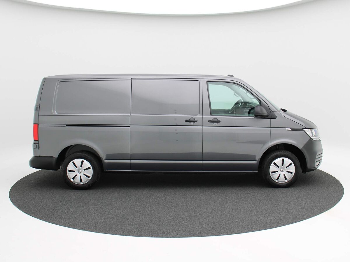 VW-Bedrijfswagens Transporter 2.0 TDI L2H1 Comfortline | Airco | Trekhaak | Parkeersensoren | App Connect