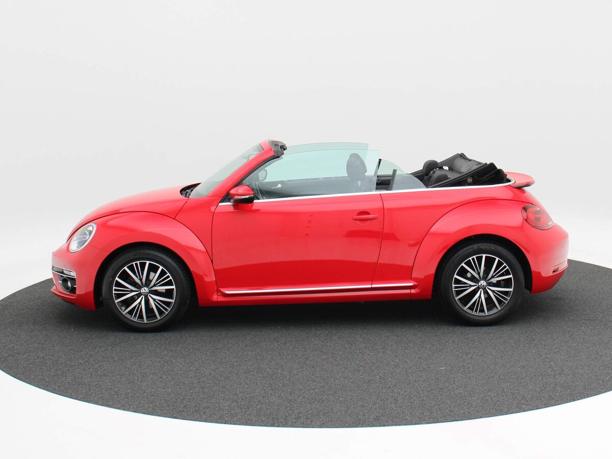 Volkswagen Beetle Cabriolet 1.2 TSi 105 Pk Sound | ECC | Navi | 17 Inch | Parkeersensoren | Stoelverwarming | 63.009 Km!!