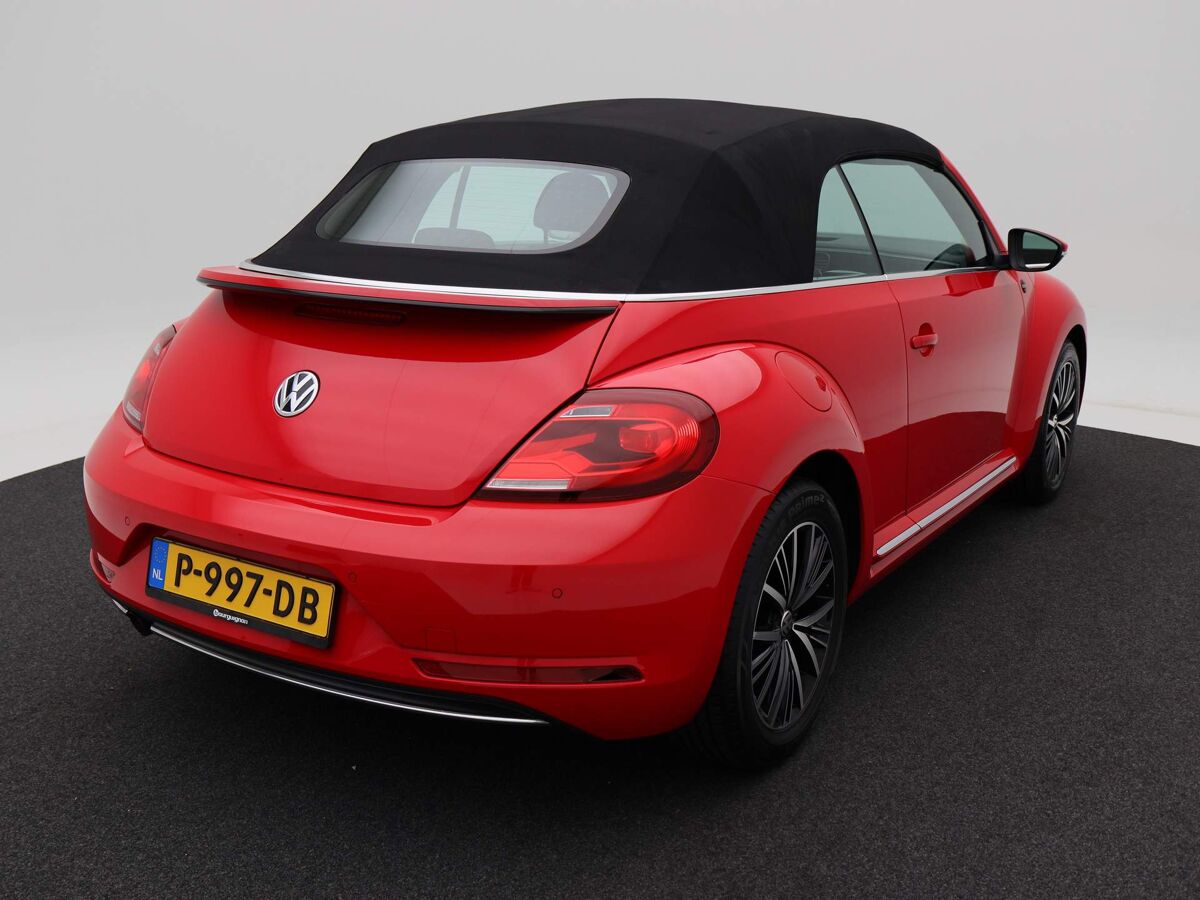 Volkswagen Beetle Cabriolet 1.2 TSi 105 Pk Sound | ECC | Navi | 17 Inch | Parkeersensoren | Stoelverwarming | 63.009 Km!!