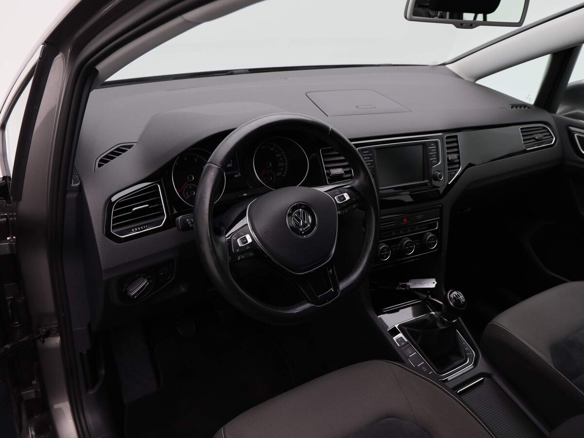 Volkswagen Golf Sportsvan 1.2 TSI Highline | Navi | Cruise Control | Trekhaak | Navi | Camera | 18'' Velgen |