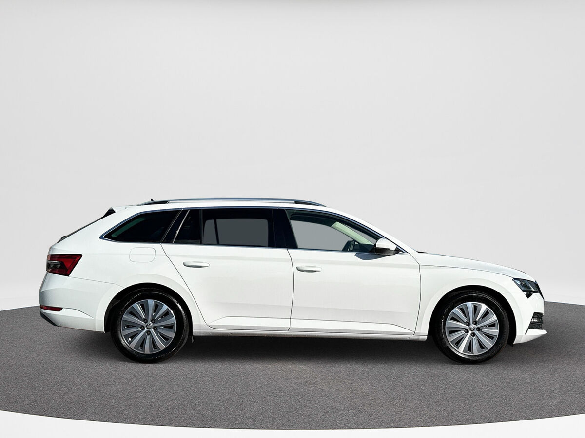 Škoda Superb Combi 1.4 TSI iV 218 pk PHEV Business Edition Plus | Cruise | Trekhaak | LED |