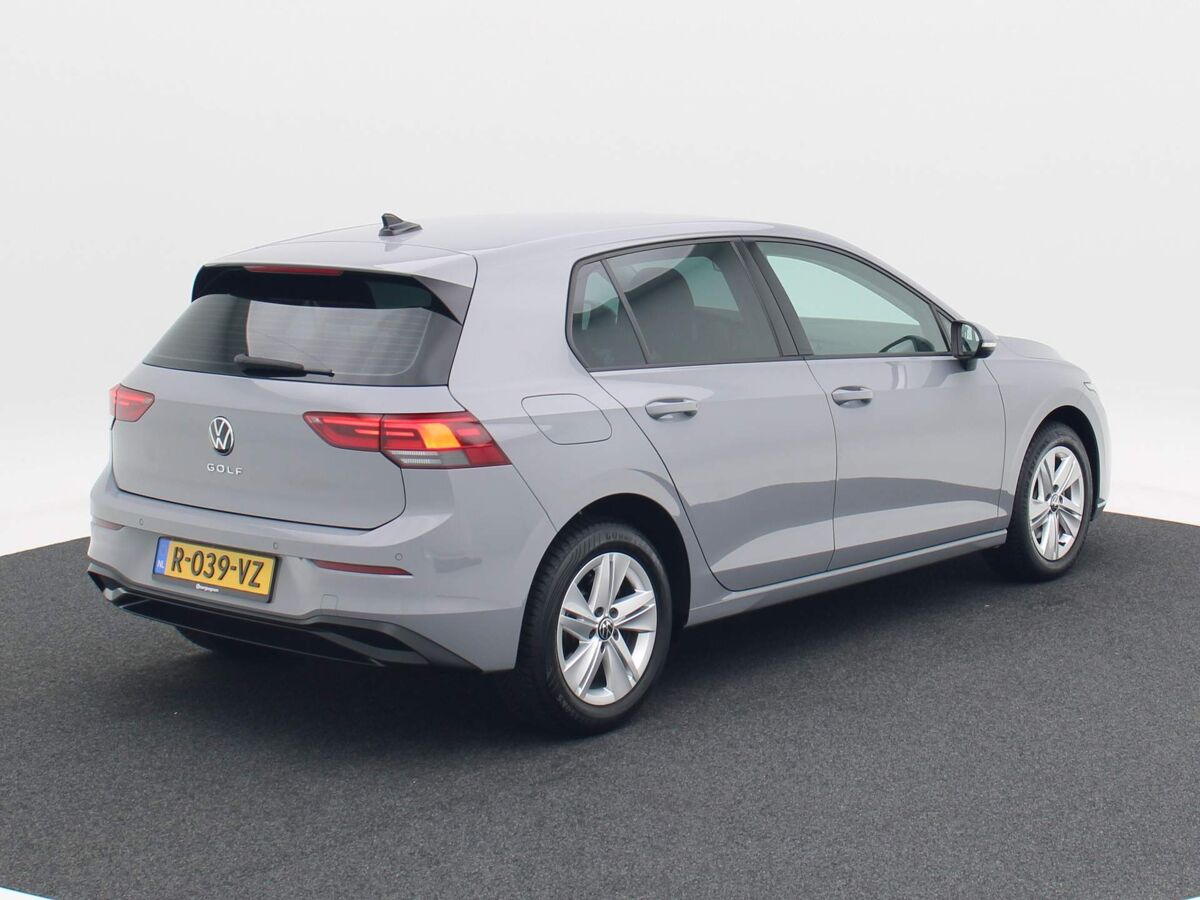 Volkswagen Golf 1.0 TSi Edition | ECC | Stoelverwarming | 16 Inch | Privacy Glass | Carplay | 54.076 Km!!