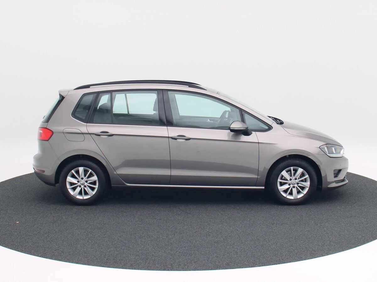 Volkswagen Golf Sportsvan 1.2 TSi 110 Pk DSG Comfortline | ECC | Cruise Controle | 15 Inch | Parkeersensoren V+A | 47.524 Km!!