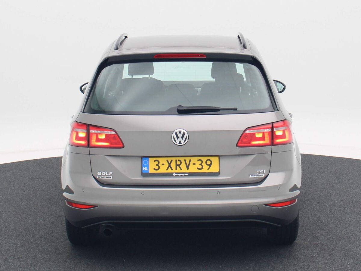 Volkswagen Golf Sportsvan 1.2 TSi 110 Pk DSG Comfortline | ECC | Cruise Controle | 15 Inch | Parkeersensoren V+A | 47.524 Km!!