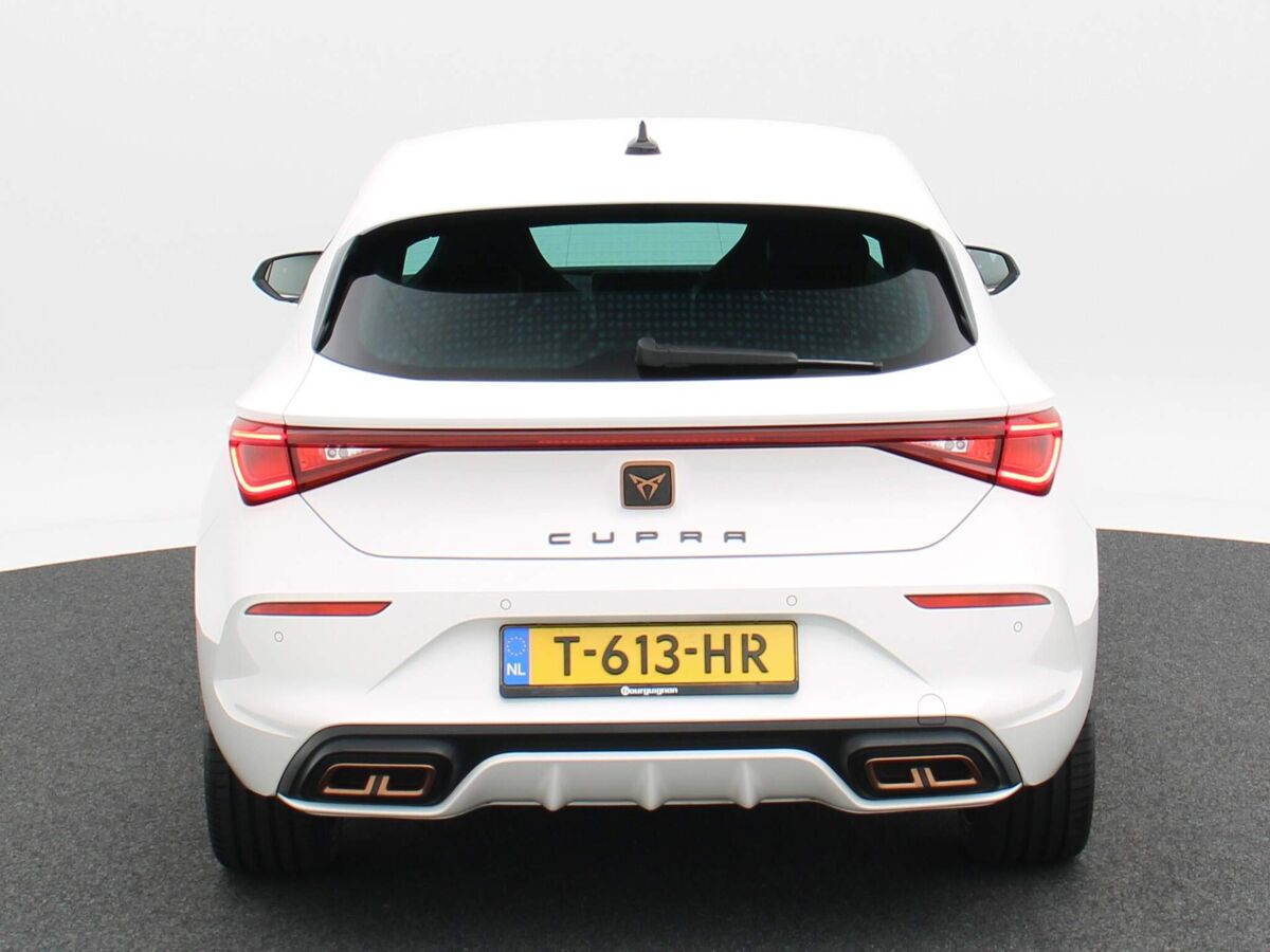 CUPRA Leon 1.4 e-Hybrid VZ 245 Pk DSG Business | Navi | Bucket Seats | Full LED | 19 Inch | Adaptive Cruise