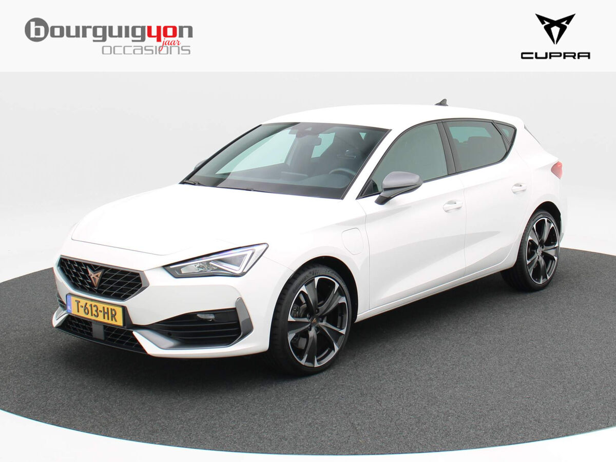 CUPRA Leon 1.4 e-Hybrid VZ 245 Pk DSG Business | Navi | Bucket Seats | Full LED | 19 Inch | Adaptive Cruise