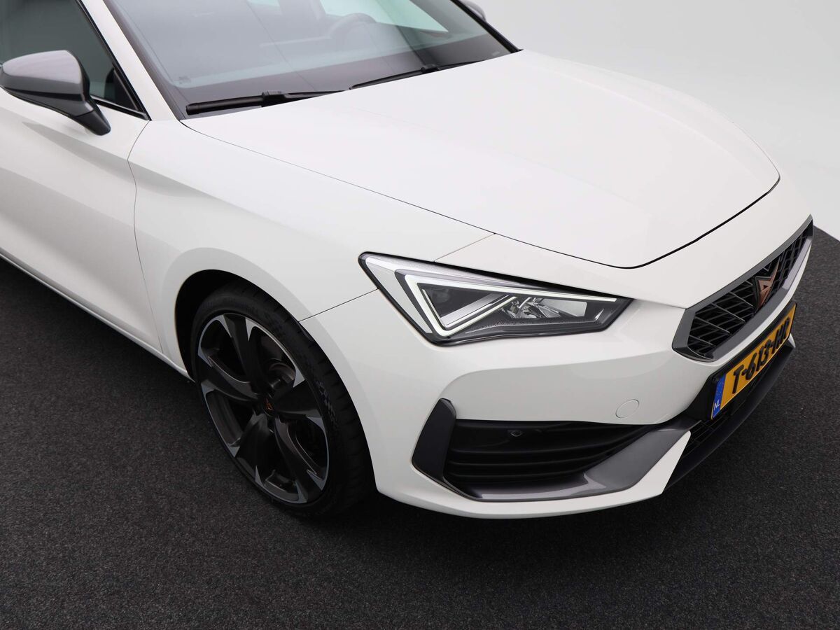 CUPRA Leon 1.4 e-Hybrid VZ 245 Pk DSG Business | Navi | Bucket Seats | Full LED | 19 Inch | Adaptive Cruise