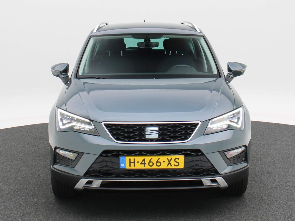 SEAT Ateca 1.0 TSi 115 Pk Style Business Intense | Navi | Trekhaak | Camera | Full LED | 17 Inch | 72.165 Km!!