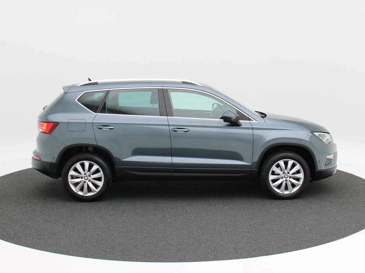 SEAT Ateca 1.0 TSi 115 Pk Style Business Intense | Navi | Trekhaak | Camera | Full LED | 17 Inch | 72.165 Km!!