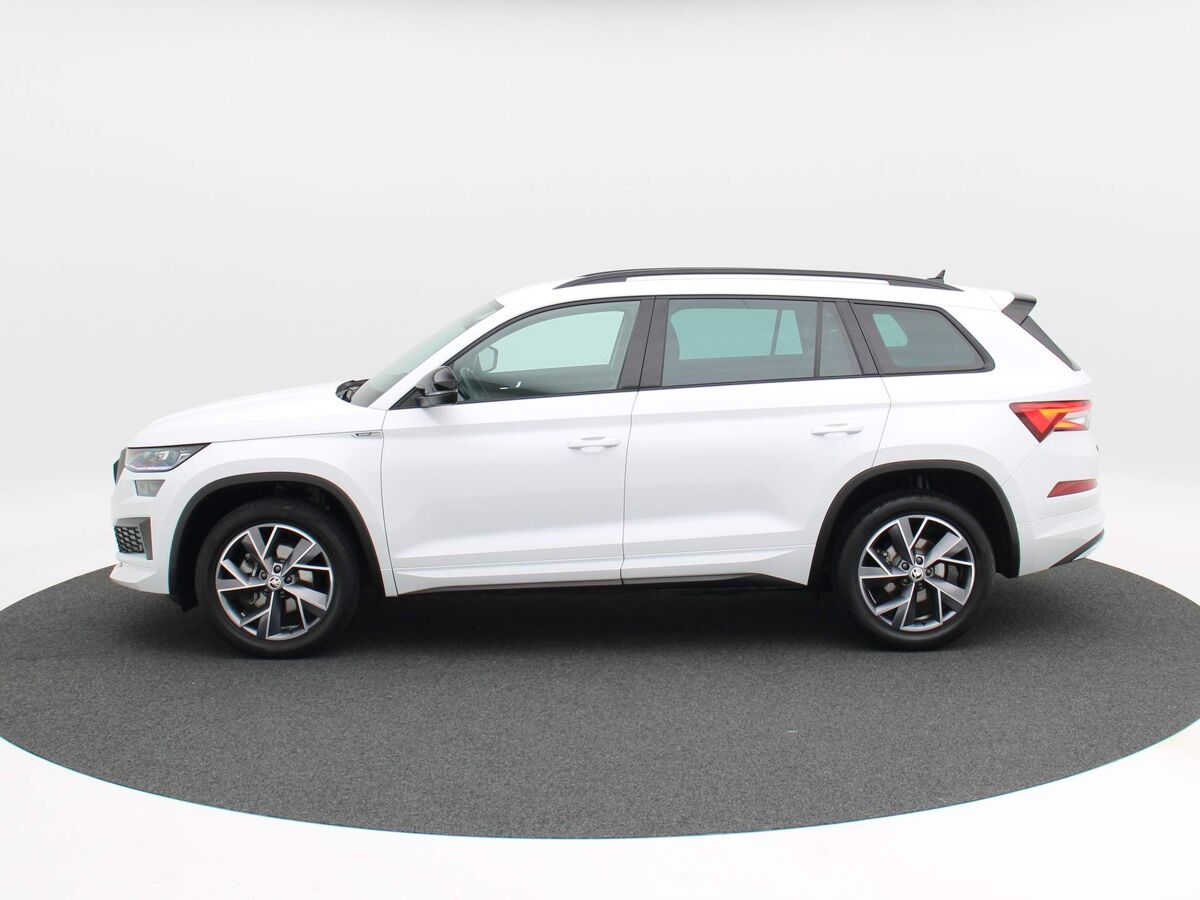 Škoda Kodiaq 1.5 TSi 150 Pk DSG Sportline Business 7-Pers | Navi | Full LED | 19 Inch | Elek. Achterklep | Camera | Adaptive Cruise