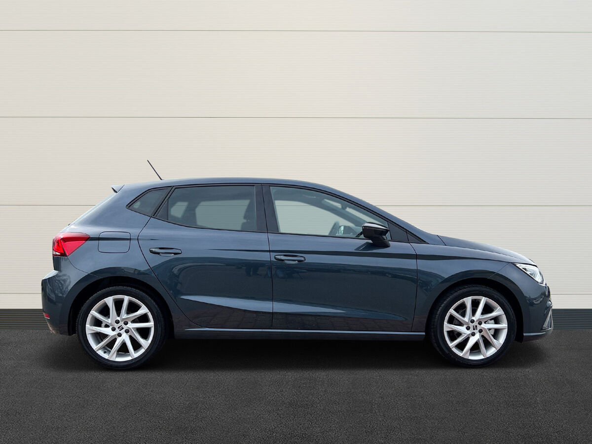 SEAT Ibiza 1.0 TSI 110 pk DSG FR | Navi | Stoelverwarm. | Full Link |