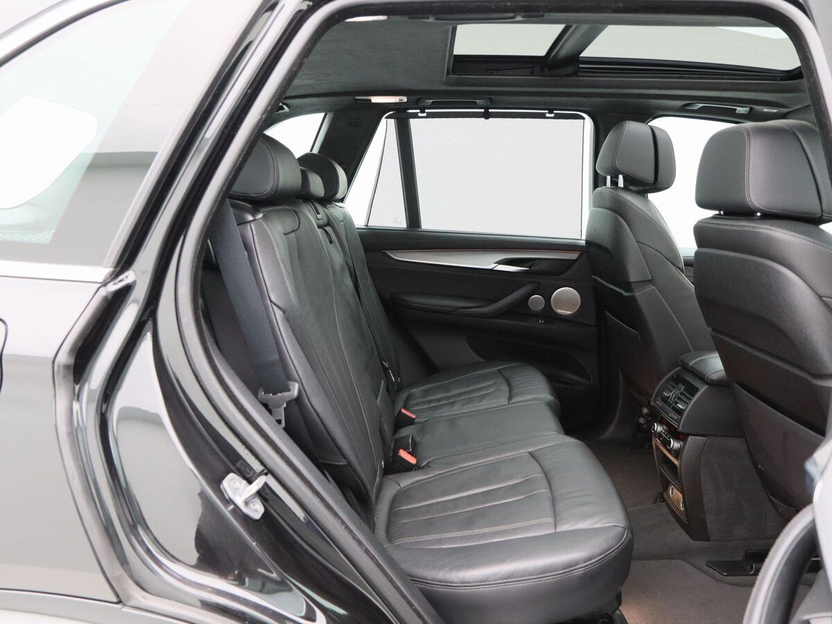 BMW X5 xDrive25d M Sport | 7 Persoons | B&O Sound | Panodak | Stoelventilatie | 360 graden camera