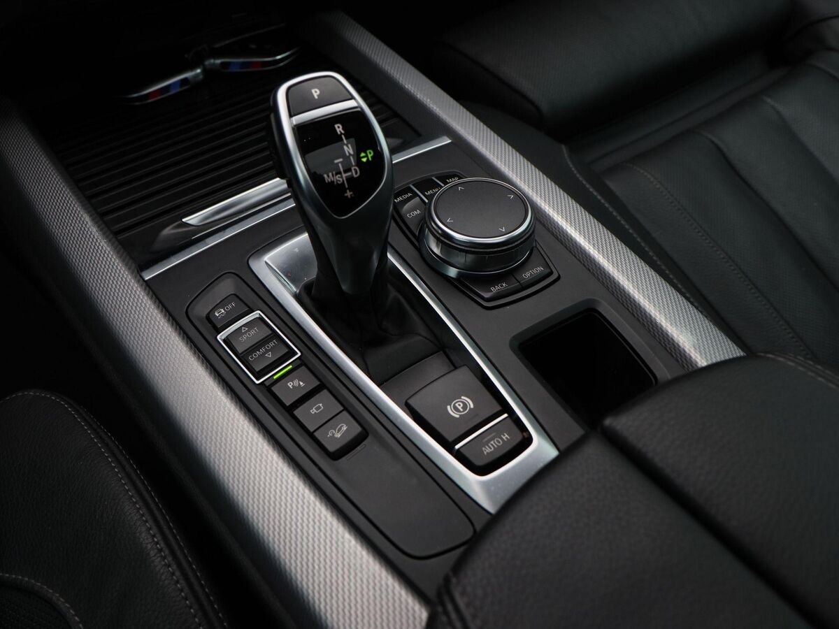 BMW X5 xDrive25d M Sport | 7 Persoons | B&O Sound | Panodak | Stoelventilatie | 360 graden camera