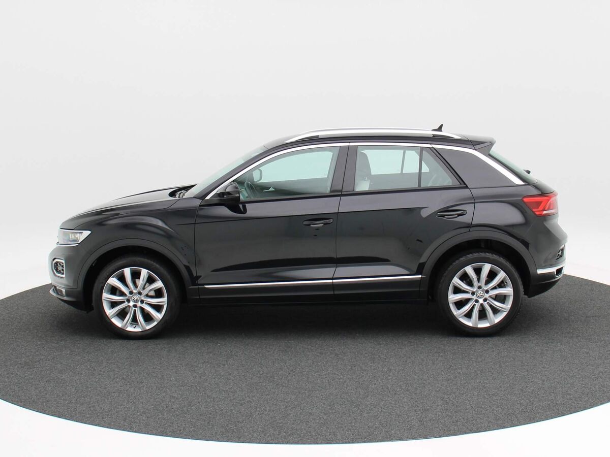 Volkswagen T-Roc 1.5 TSi 150 Pk Automaat Sport | Adapt. Cruise | Camera | ECC | Carplay | Stoel Verw. | 18 Inch