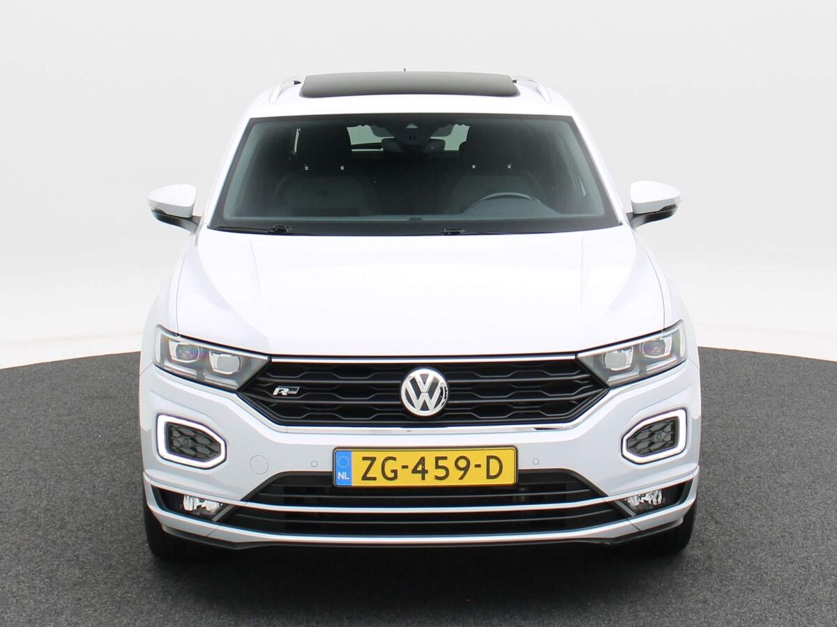 Volkswagen T-Roc 1.5 TSi 150 Pk DSG Sport R-Line | Full LED | Panoramadak | Trekhaak | Navi | ECC | Privacy Glass | Sensoren | 19 Inch