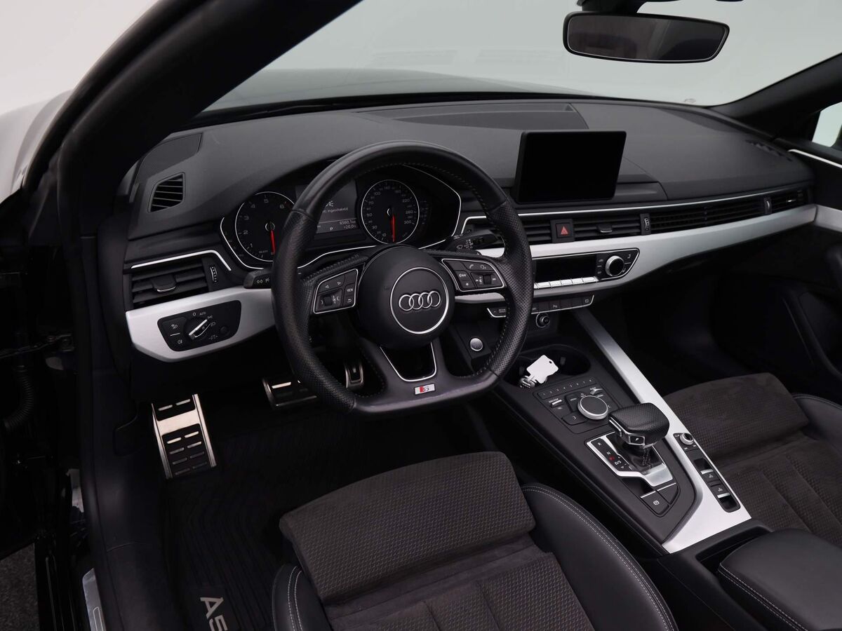 Audi A5 Cabriolet Cabriolet 2.0 TFSi 190 Pk S-Line | Nekverwarming | Cruise | Elek. Stoel | ECC | Carplay | Camera | 19 Inch | 79.955 Km!!