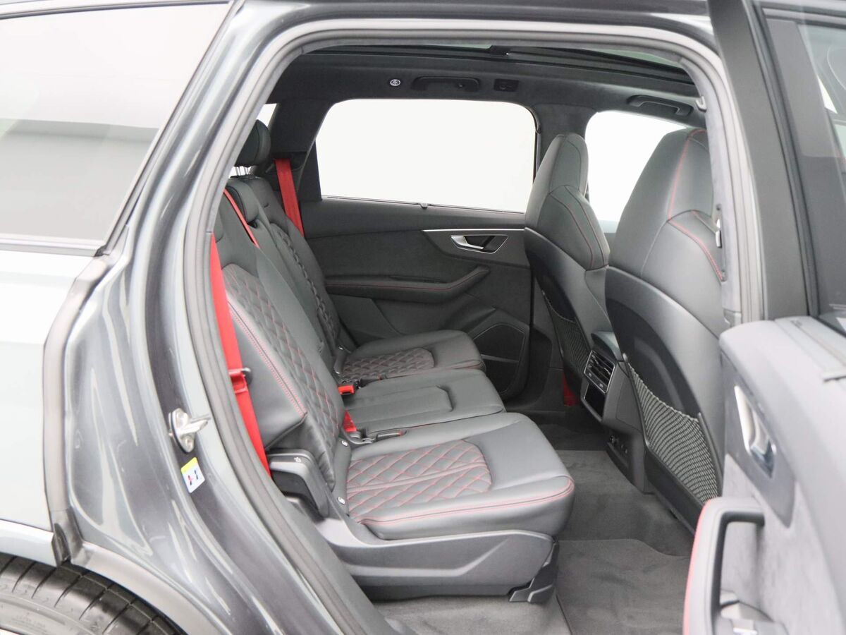 Audi Q7 SQ7 4.0 TFSI | 507 PK SUV 8 versn. Tiptronic | Quattro | Laser Led | Head up Display | 22 inch | B&O | Massagestoelen |
