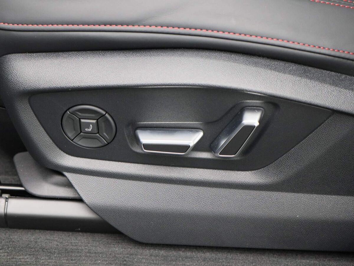 Audi Q7 SQ7 4.0 TFSI | 507 PK SUV 8 versn. Tiptronic | Quattro | Laser Led | Head up Display | 22 inch | B&O | Massagestoelen |