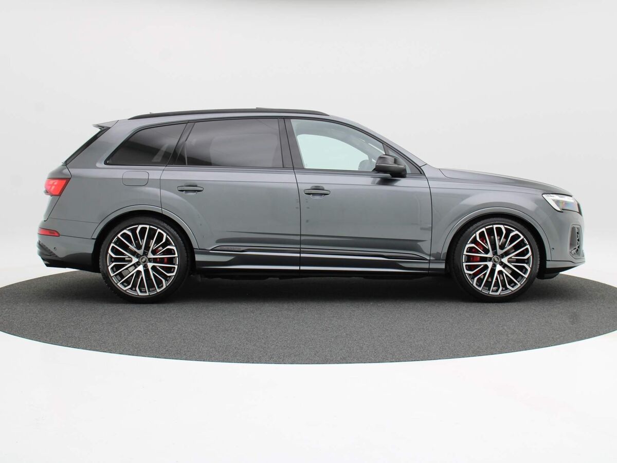Audi Q7 SQ7 4.0 TFSI | 507 PK SUV 8 versn. Tiptronic | Quattro | Laser Led | Head up Display | 22 inch | B&O | Massagestoelen |