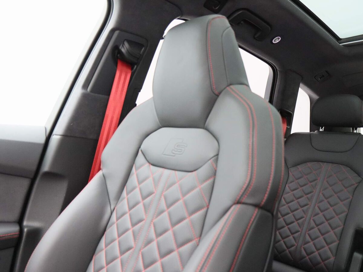 Audi Q7 SQ7 4.0 TFSi 507 PK | Quattro | Laser Led | Head up Display | 22 inch | B&O | Massagestoelen