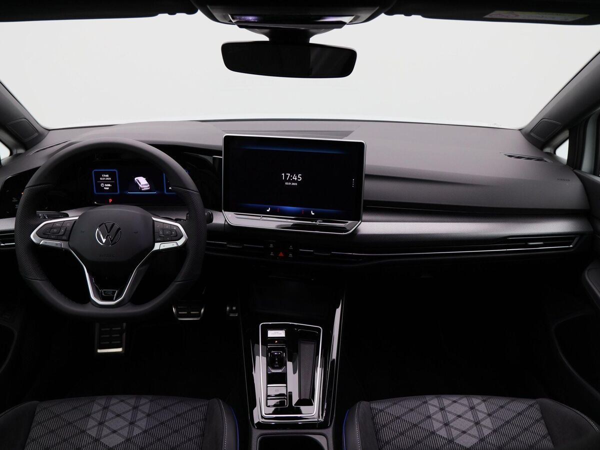 Volkswagen Golf Variant R-Line-Edition 1.5 eTSI 116 pk Variant DSG | 360 Camera | Stoel & Stuur Verwarming | Koplampverlichting Led Matrix |  3-Zone Climatronic | Wegzwenkbare trekhaak |