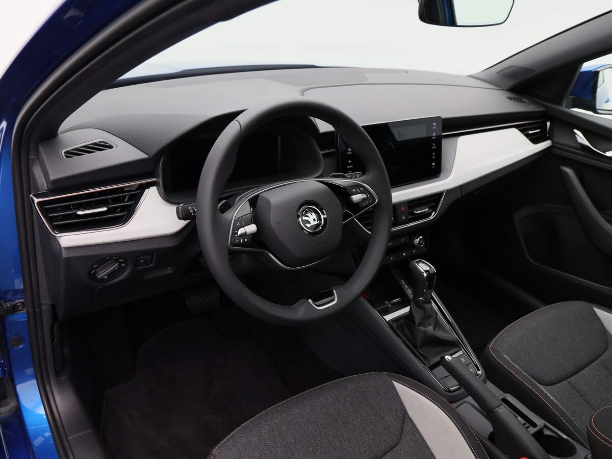 Škoda Scala Business Edition 1.0 TSI 115 pk | Automaat | Panoramadak | Adaptive cruise control | Navigatie