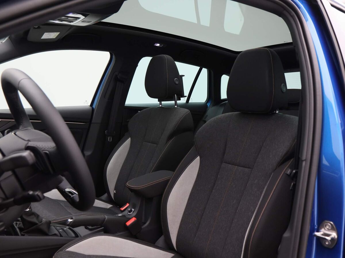 Škoda Scala Business Edition 1.0 TSI 115 pk | Automaat | Panoramadak | Adaptive cruise control | Navigatie