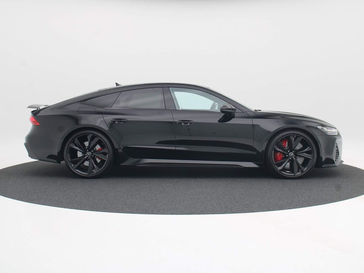 Audi RS7 Sportback 4.0 TFSi 600 Pk | Panoramadak | B&O Audio | Leder | 22 Inch | Keramische Remmen | Head-Up | 87.637 Km!!