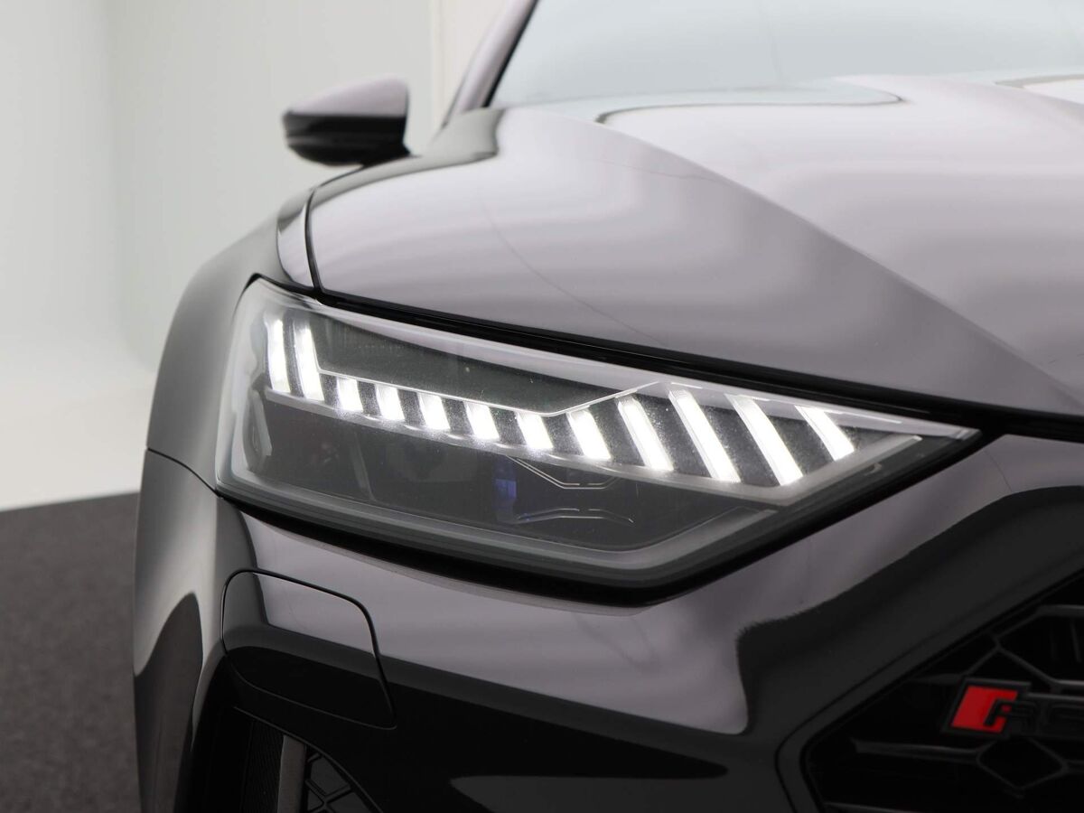 Audi RS7 Sportback 4.0 TFSi 600 Pk | Panoramadak | B&O Audio | Leder | 22 Inch | Keramische Remmen | Head-Up | 87.637 Km!!