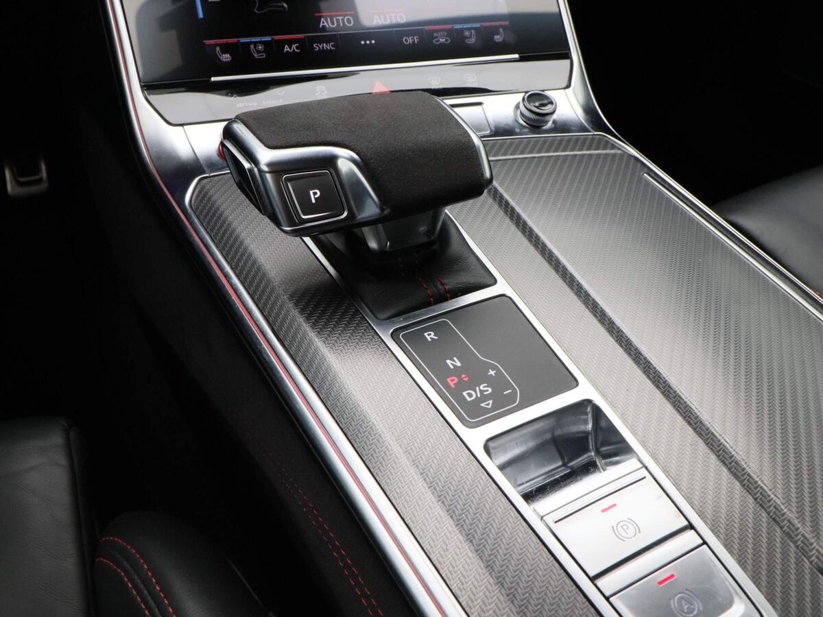 Audi RS7 Sportback 4.0 TFSi 600 Pk | Panoramadak | B&O Audio | Leder | 22 Inch | Keramische Remmen | Head-Up | 87.637 Km!!