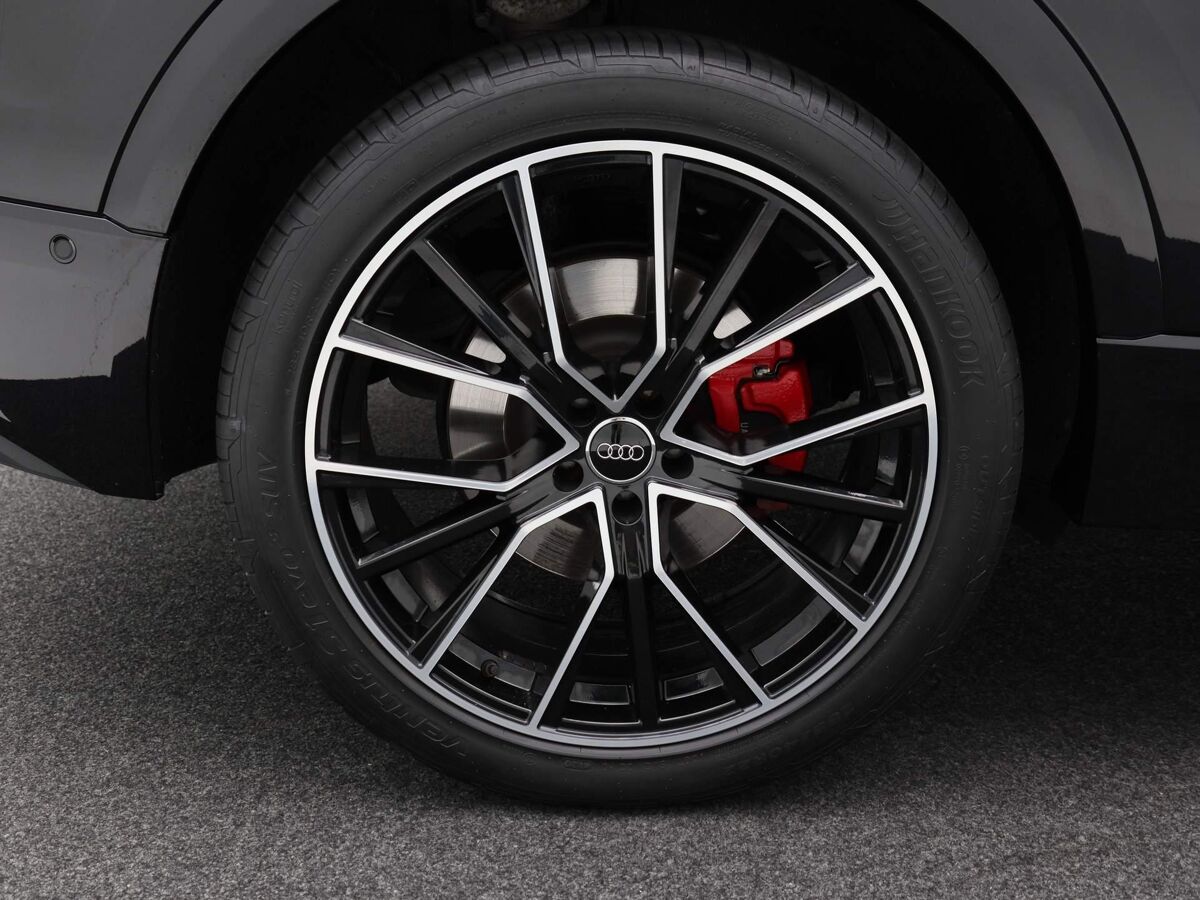 Audi Q8 55 TFSI e 381 PK | Leder | Navi | Adapt. Cruise | Trekhaak | Elek. Achterklep | 22 Inch | 54.382 Km!!