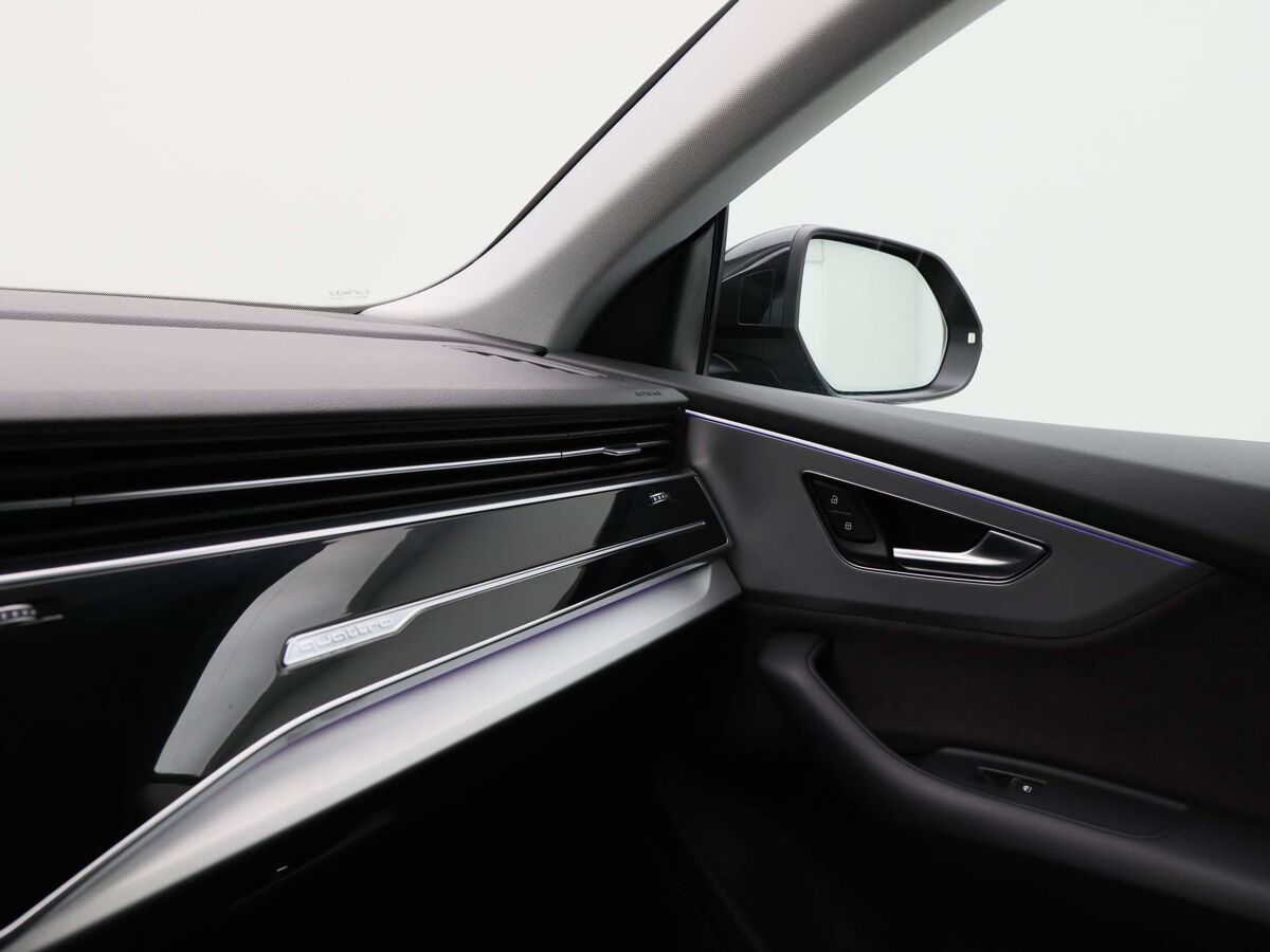 Audi Q8 55 TFSI e 381 PK | Leder | Navi | Adapt. Cruise | Trekhaak | Elek. Achterklep | 22 Inch | 54.382 Km!!