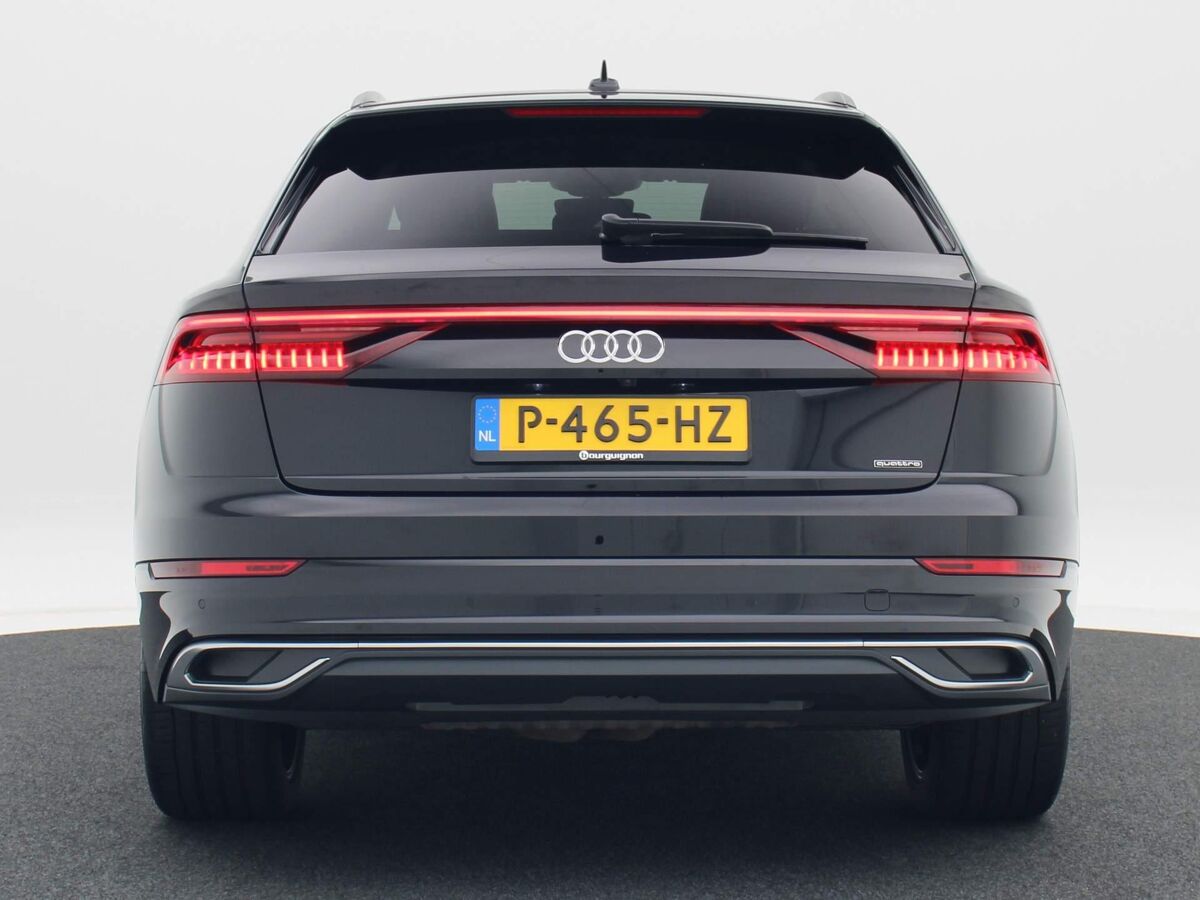 Audi Q8 55 TFSI e 381 PK | Leder | Navi | Adapt. Cruise | Trekhaak | Elek. Achterklep | 22 Inch | 54.382 Km!!